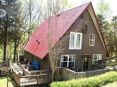 682 Garrad Road, Tollesboro, KY 41189