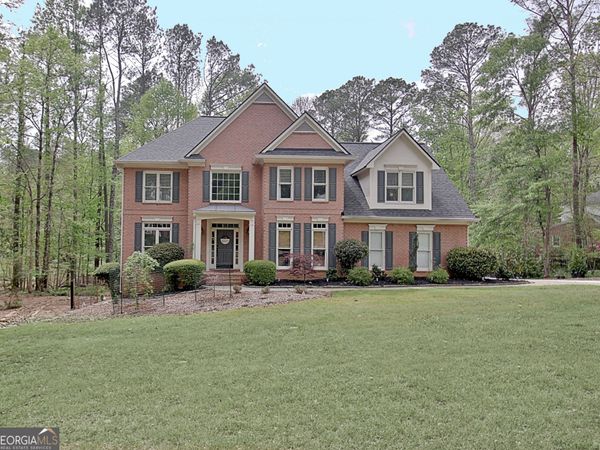 205 Woodcreek Lane, Fayetteville, GA 30215