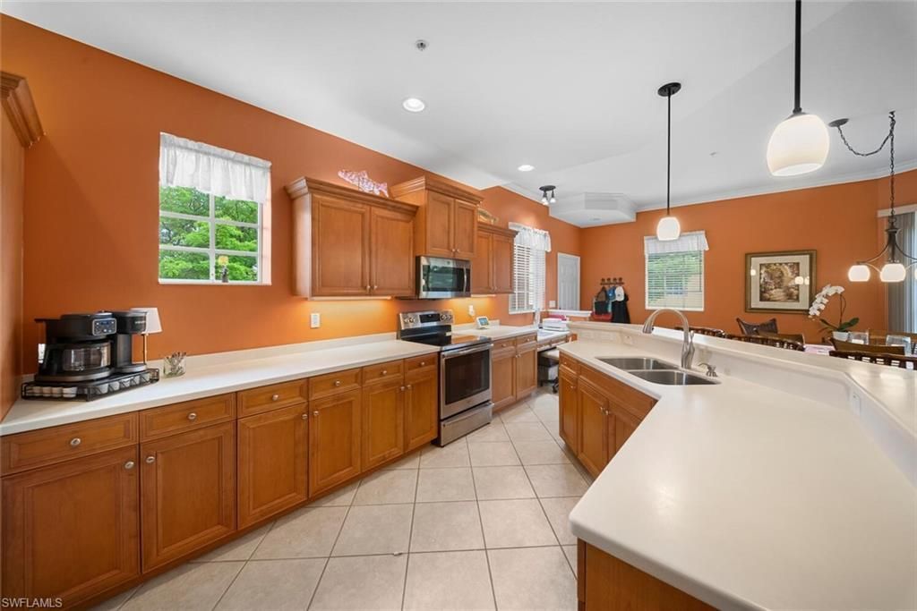 8641 Piazza Del Lago Cir, Unit 202, Estero, FL 33928 Photo