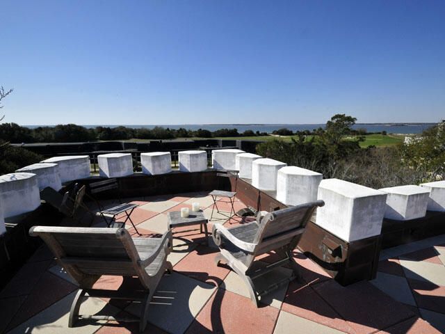 1401 Middle Street Photo 4