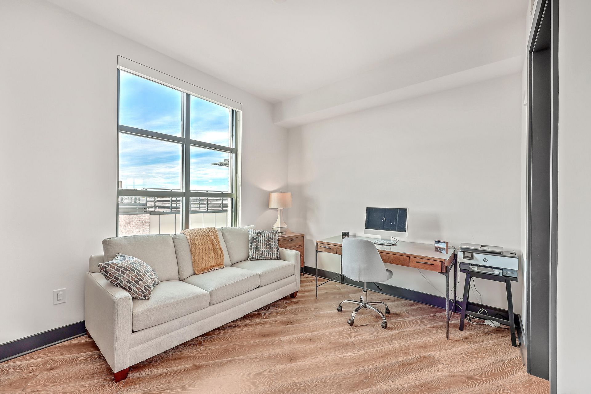 5 Gadsdenboro Street Photo 16