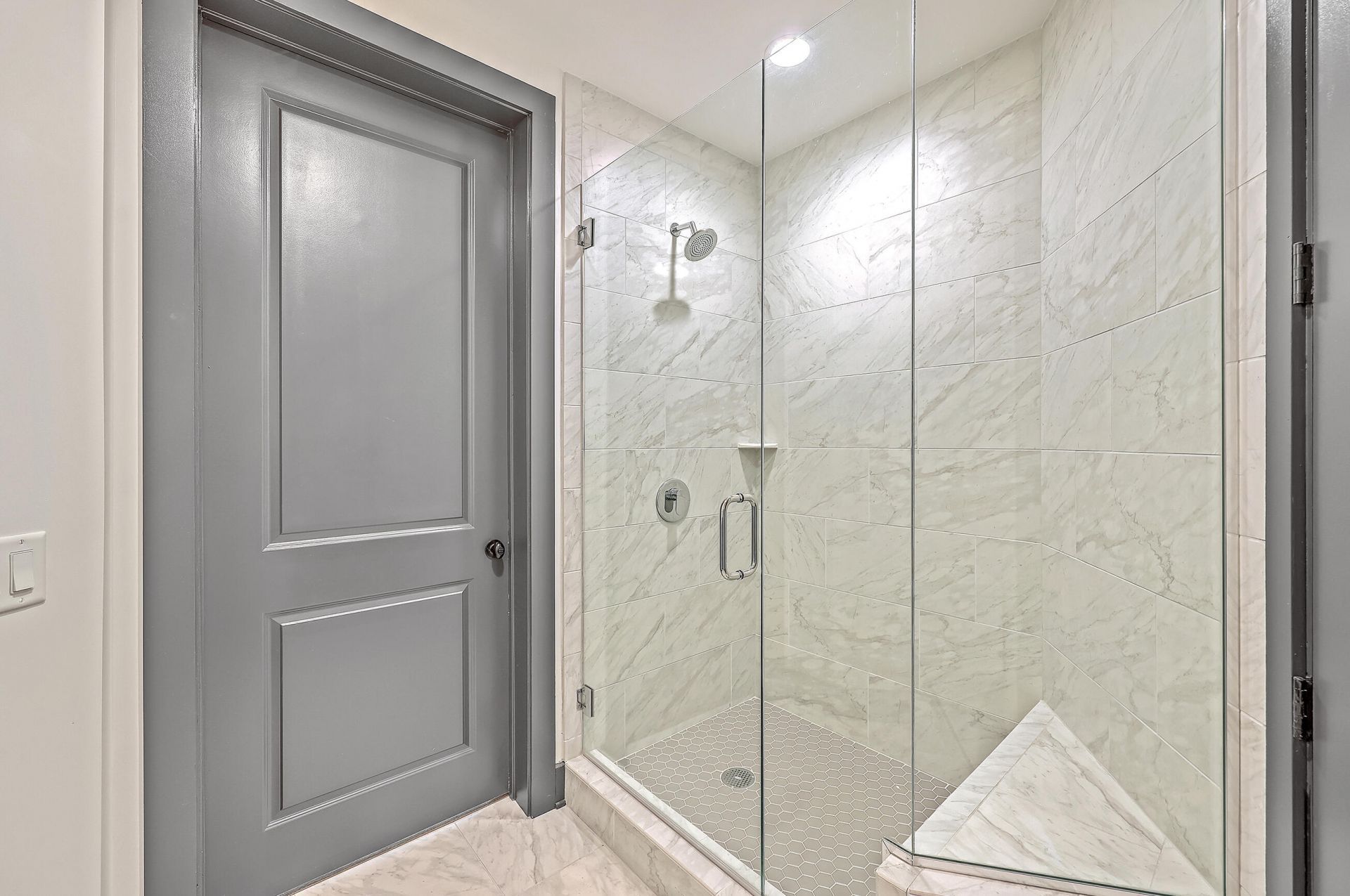 5 Gadsdenboro Street Photo 19