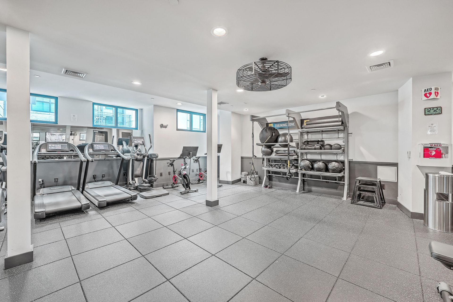 5 Gadsdenboro Street Photo 32