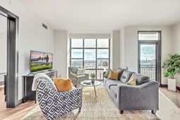 5 Gadsdenboro Street photo 4