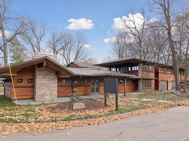 4945 Glen Elyn Road, Mound, MN 55364