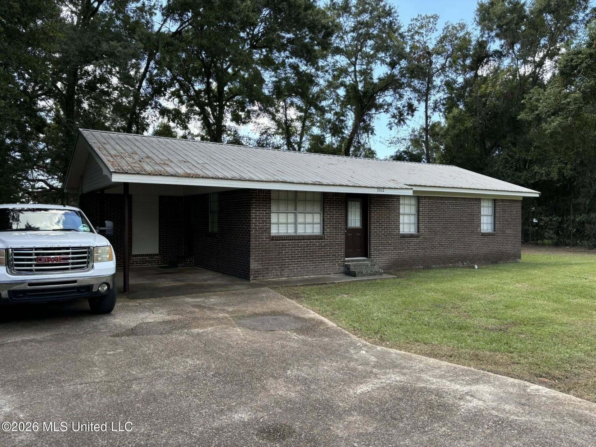3312 Mcnair Drive, Moss Point, MS 39563 Main Photo