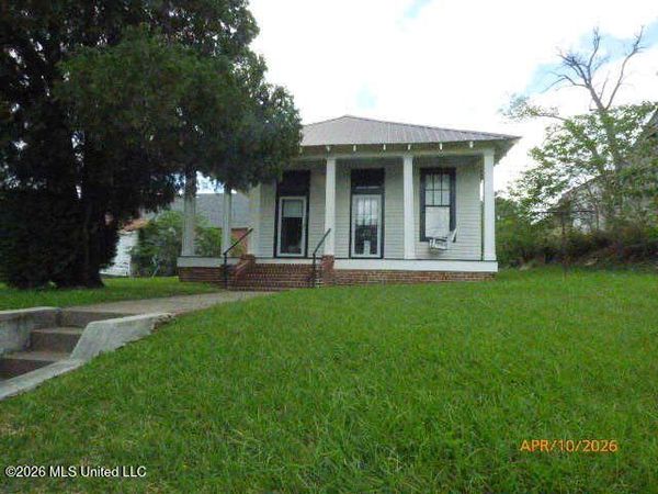 606 N Rankin Street, Natchez, MS 39120