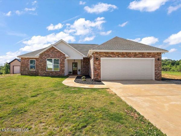 27 Marlee Savell Drive, Forest, MS 39074