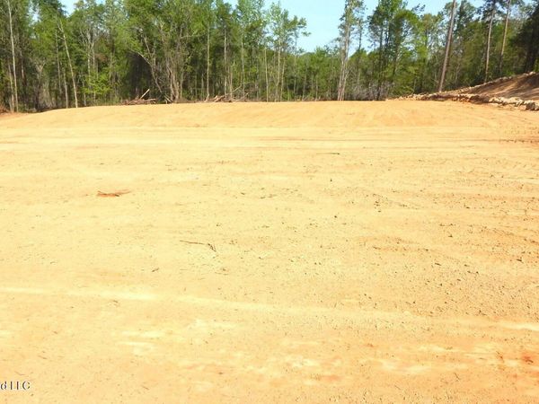 50 Nelia Road, Grenada, MS 38901