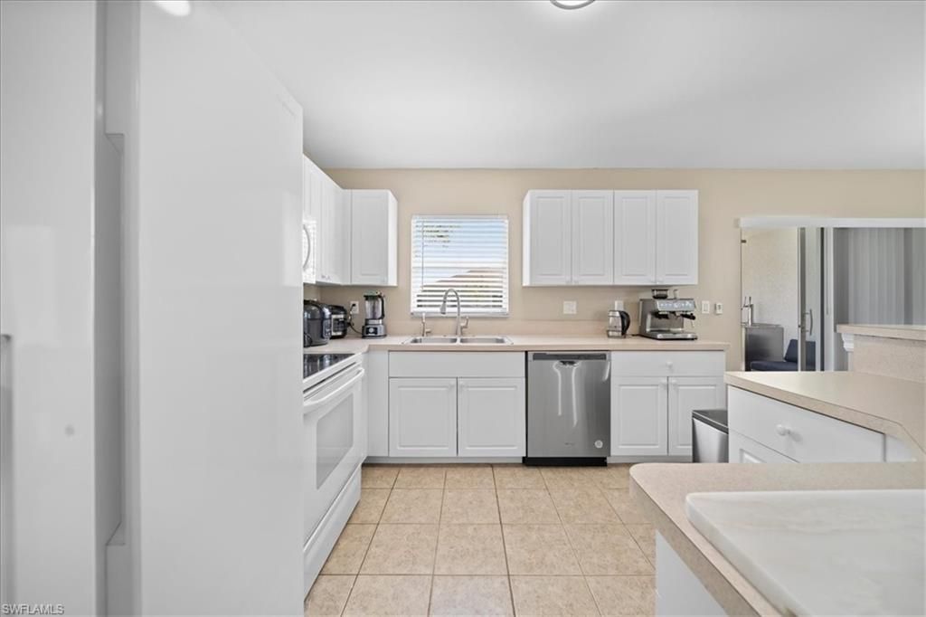 2525 NW 21st Ave, Cape Coral, FL 33993 Photo