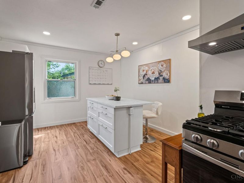 4636 Ashtree Drive, Cincinnati, OH 45223 Photo 8