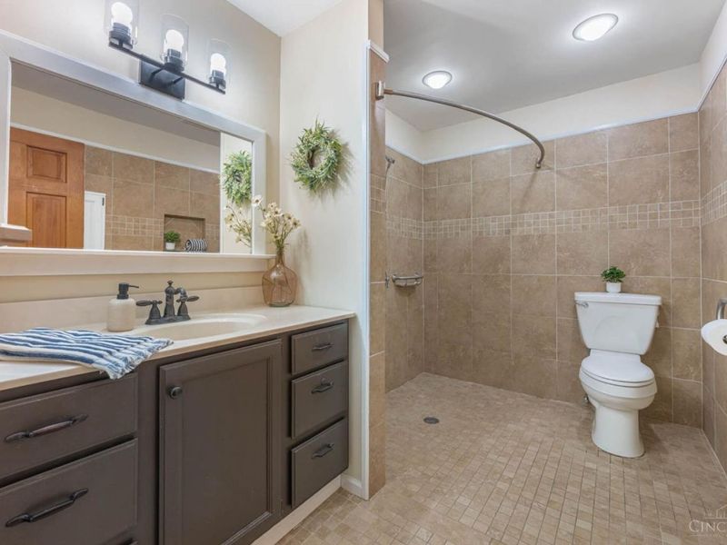 7004 Heib, Fairfield Twp, OH 45011 Photo 14