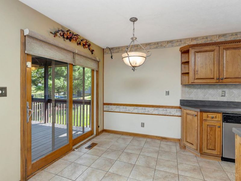 3566 Sandal Lane, Cincinnati, OH 45248 Photo 18