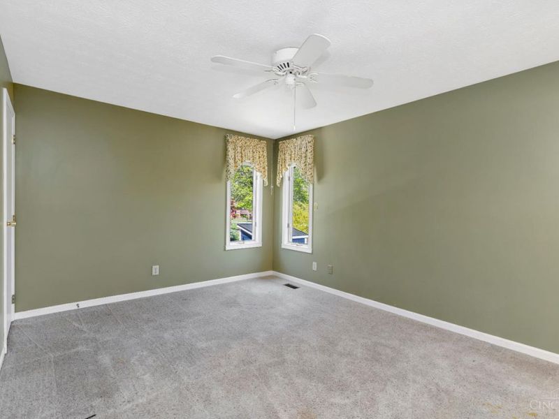 3566 Sandal Lane, Cincinnati, OH 45248 Photo 27