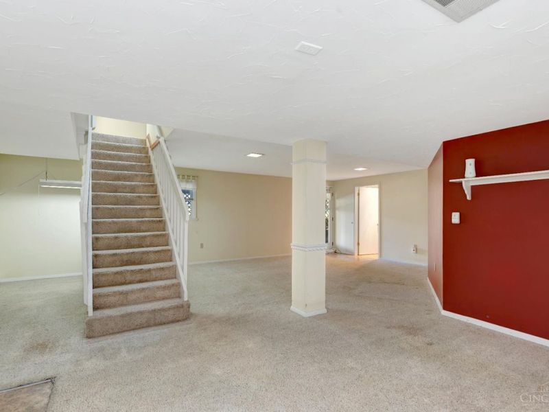 3566 Sandal Lane, Cincinnati, OH 45248 Photo 32