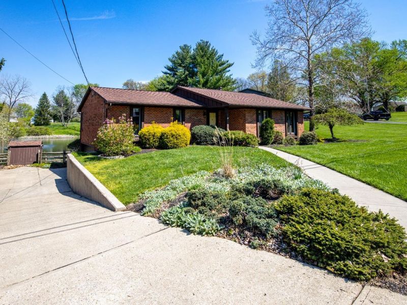3566 Sandal Lane, Cincinnati, OH 45248 Photo 4