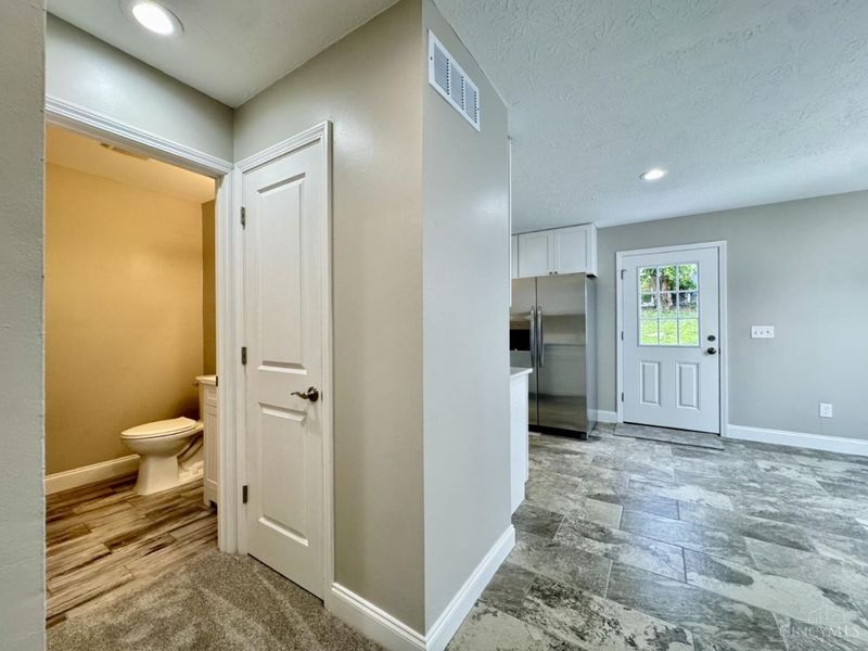 5426 Whetsel, Cincinnati, OH 45227 Photo 20