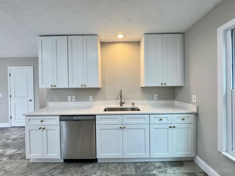 5426 Whetsel, Cincinnati, OH 45227 Photo 29