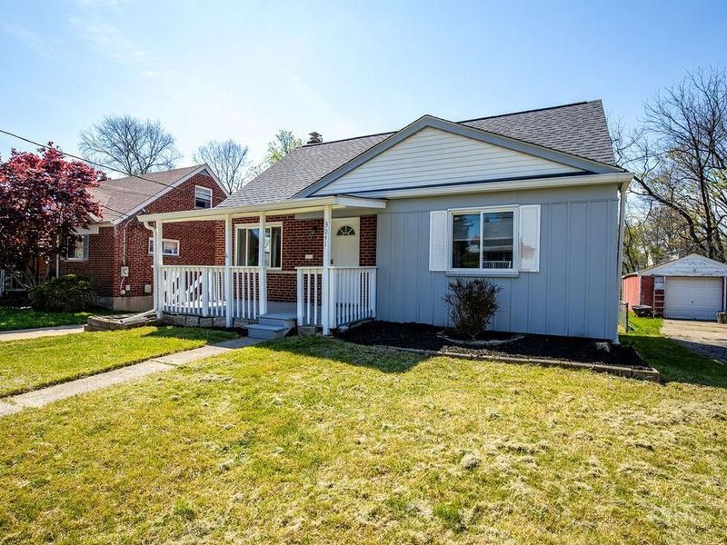 3041 Crestmoor Lane, Green Township, OH 45238 Photo 2