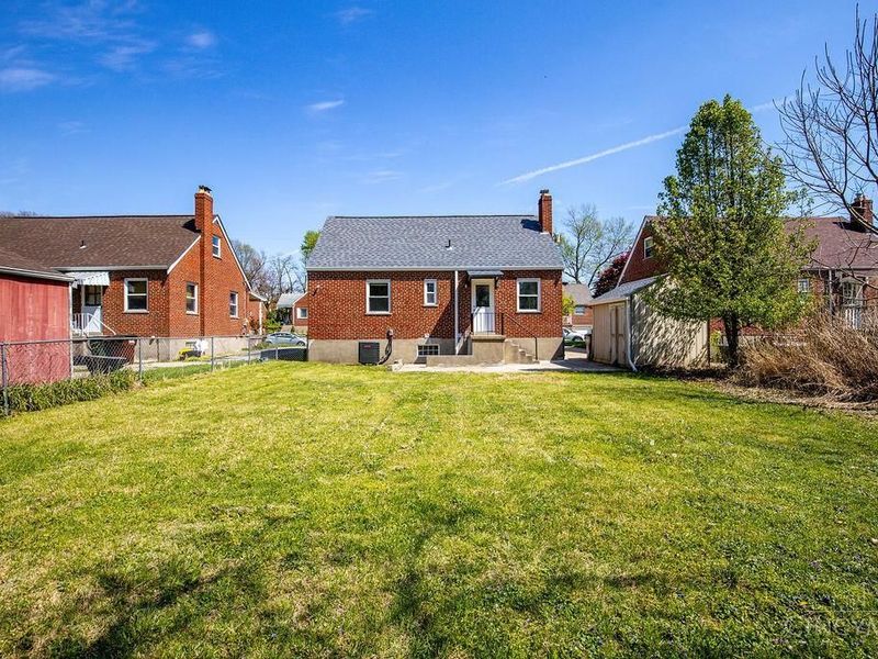 3041 Crestmoor Lane, Green Township, OH 45238 Photo 5