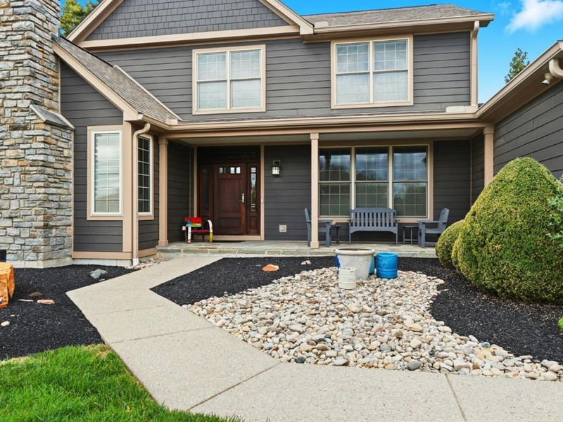 3667 Carpenters Green Lane, Blue Ash, OH 45241 Photo 2