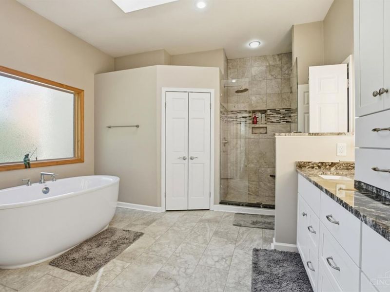 3667 Carpenters Green Lane, Blue Ash, OH 45241 Photo 26