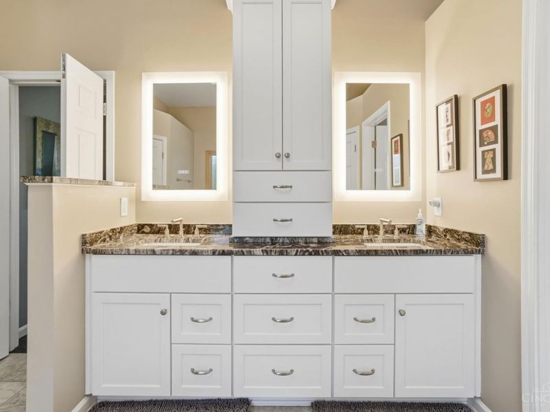 3667 Carpenters Green Lane, Blue Ash, OH 45241 Photo 27