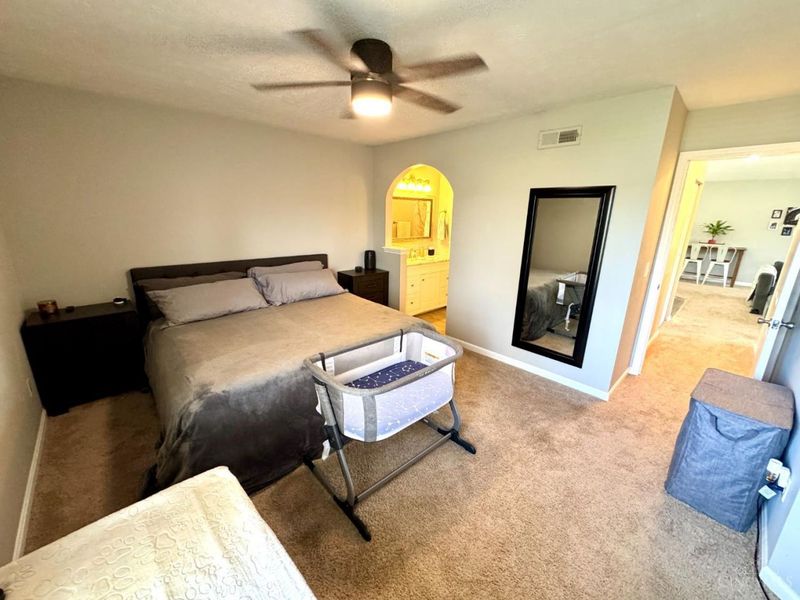 241 Queens Crossing, Centerville, OH 45458 Photo 12