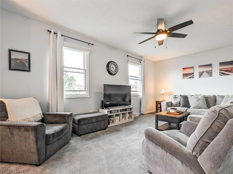 812 Joel Circle , Louisville, OH 44641 Photo 19