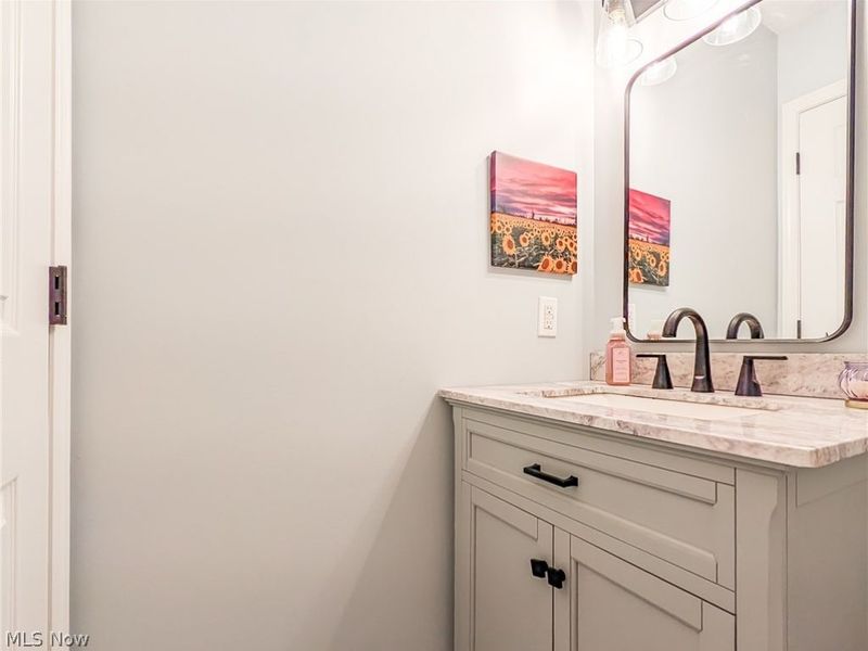 812 Joel Circle , Louisville, OH 44641 Photo 21