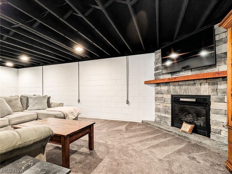 812 Joel Circle , Louisville, OH 44641 Photo 35