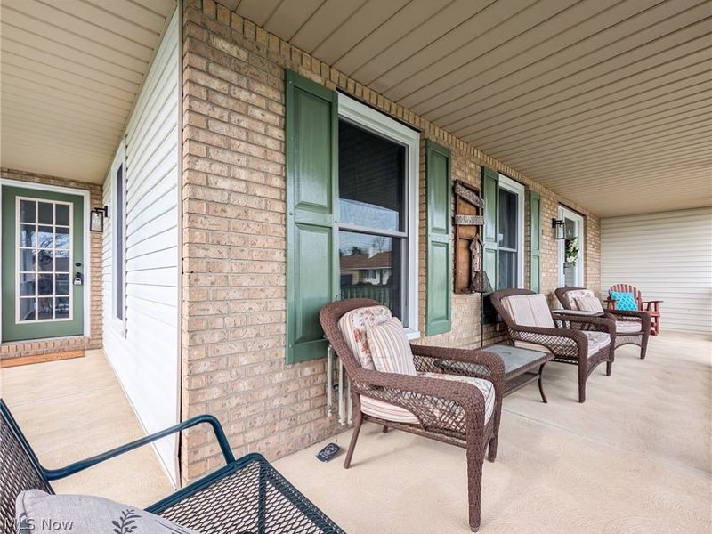 812 Joel Circle , Louisville, OH 44641 Photo 5