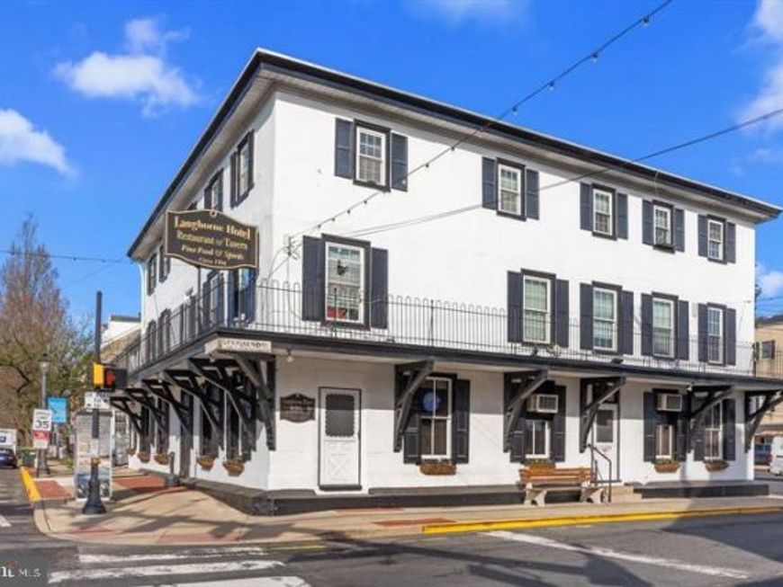 100 W Maple Avenue , Langhorne, PA 19047 Main Photo