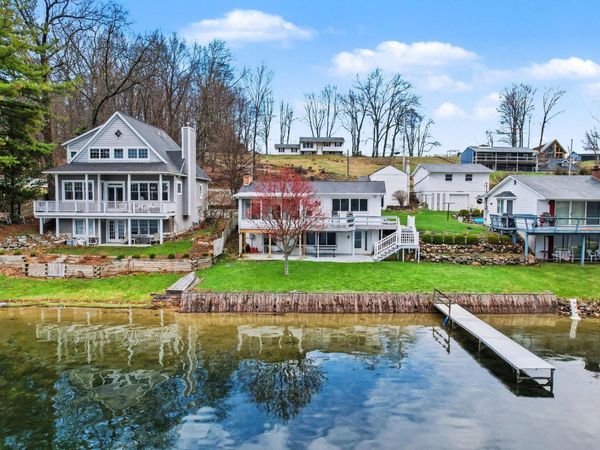 12294 N Sherman Lake Drive, Augusta, MI 49012