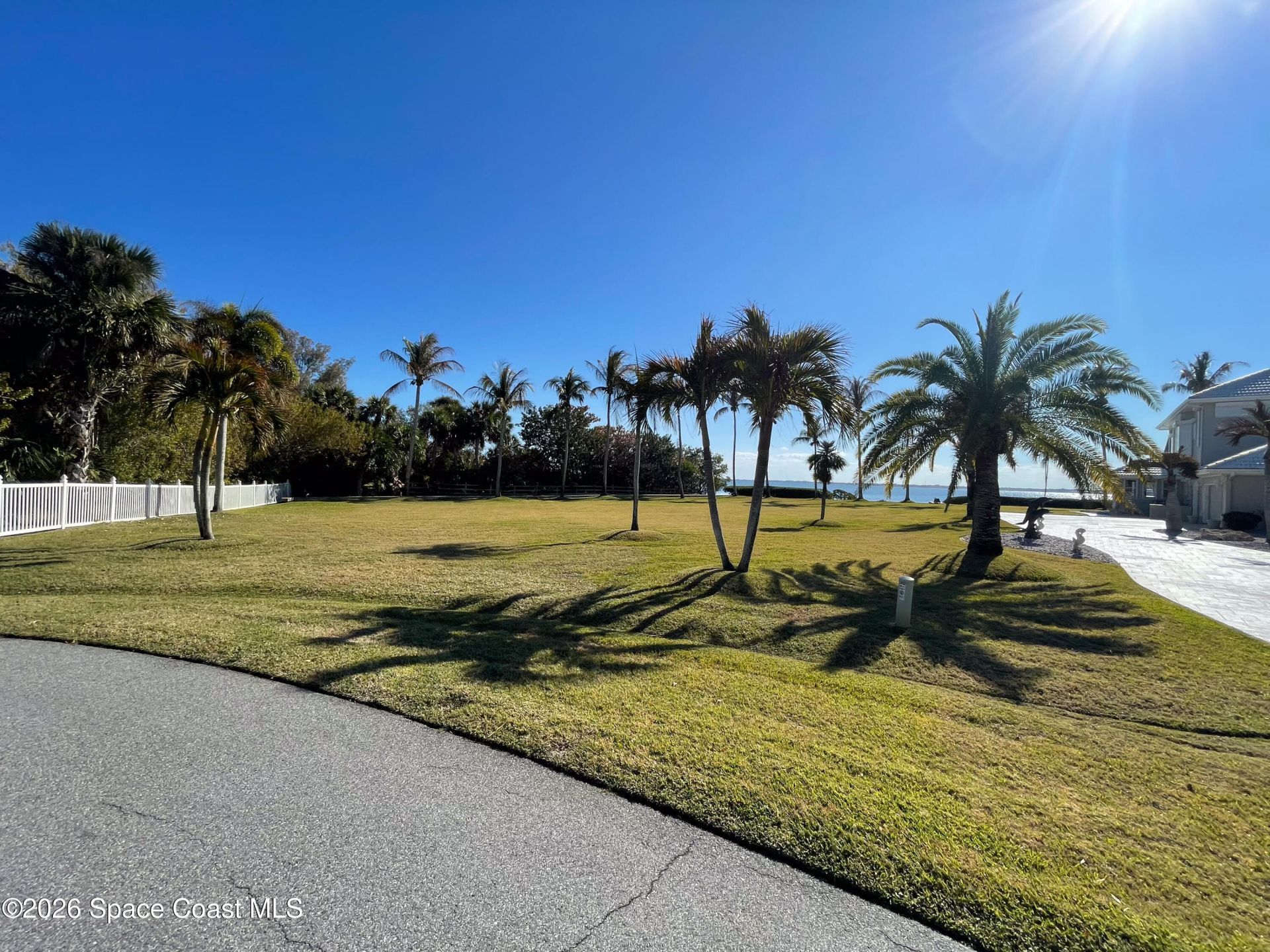 188 Bayshore Drive, Melbourne Beach, FL 32951 Photo