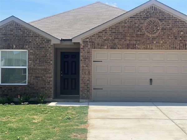 18224 Speculator LN, Elgin, TX 78621