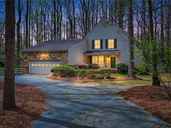 4004 Hiddenwood Court, Greensboro, NC 27407