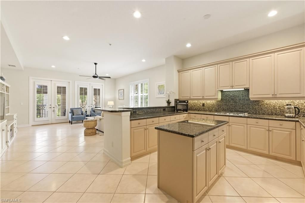 2859 Tiburon Blvd E, Unit 102, Naples, FL 34109 Photo