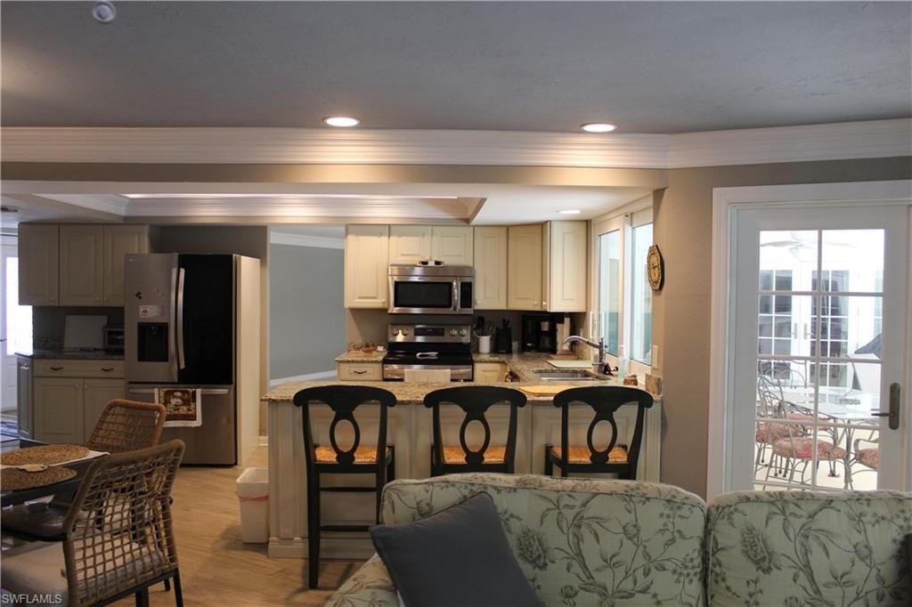 606 Park Shore Dr, Naples, FL 34103 Photo