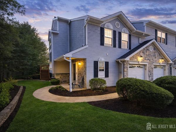 44 ROZALYN Lane, South Amboy, NJ 08879