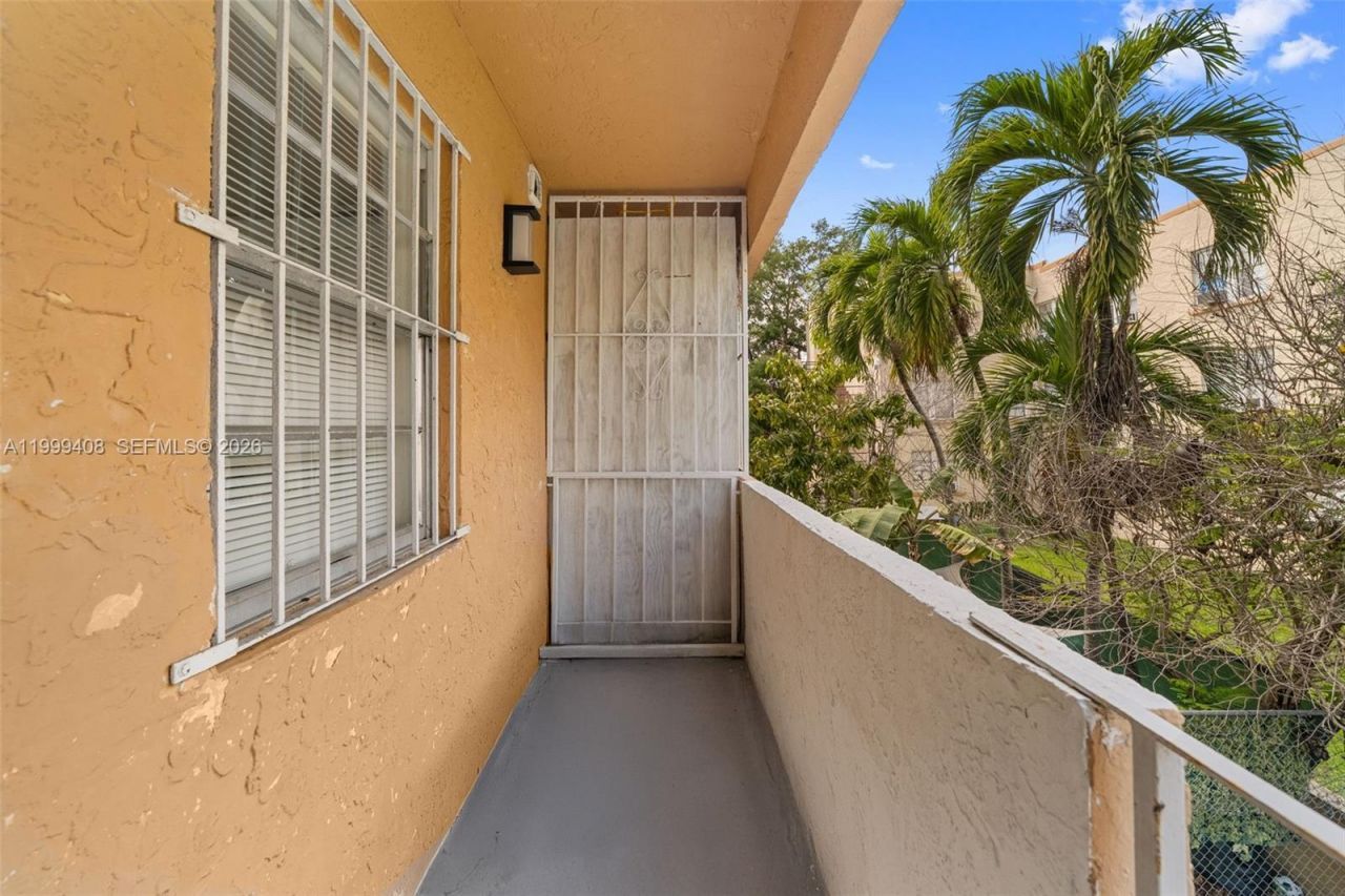 515 SW 3rd St, Unit 6, Miami, FL 33130 Photo