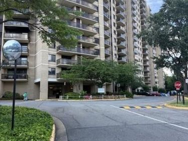 203 YOAKUM PARKWAY , Unit 1004, ALEXANDRIA, VA 22304