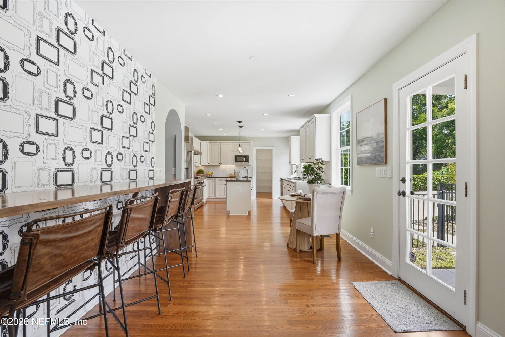 1052 Holly Lane, Jacksonville, FL 32207 Photo