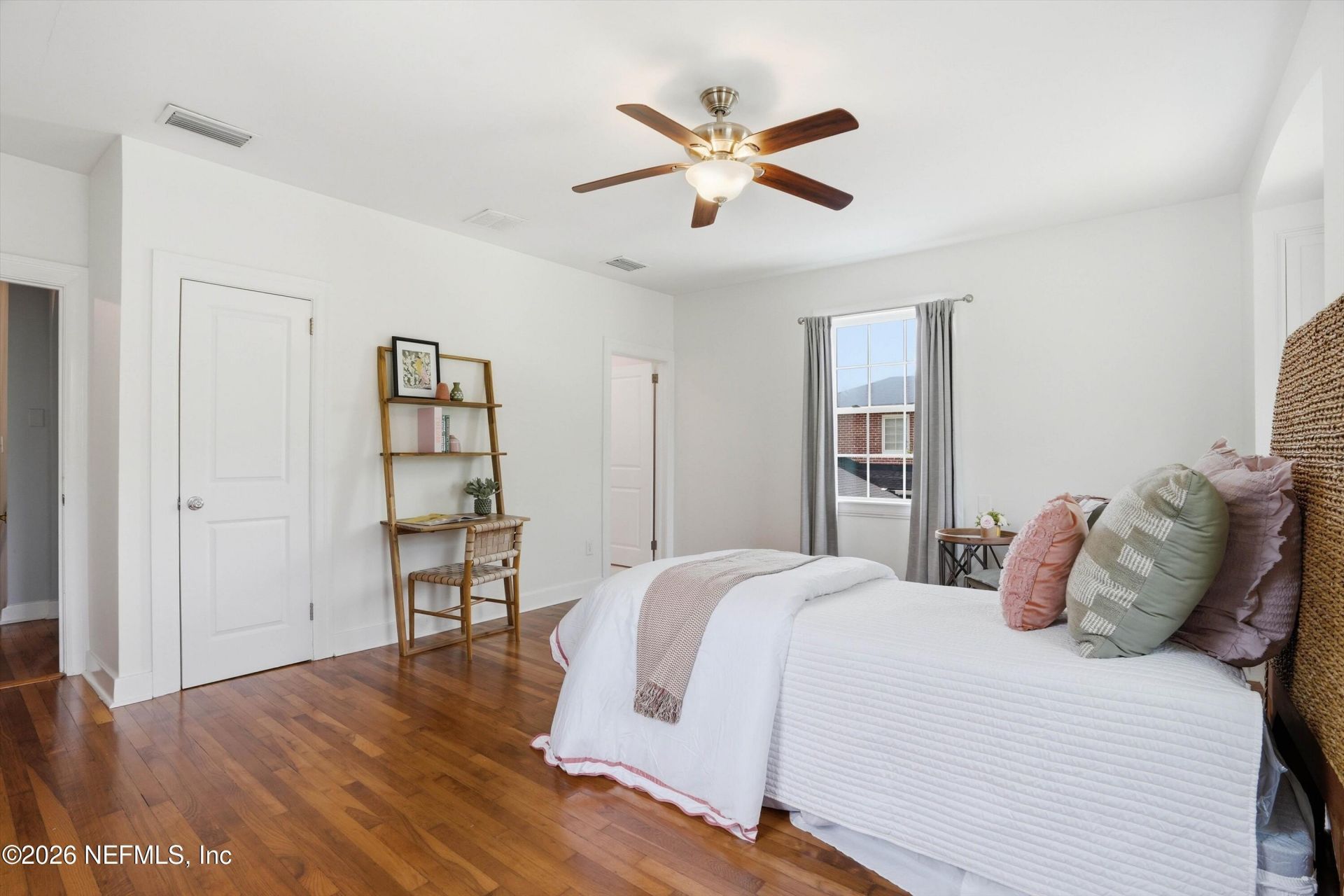 1052 Holly Lane, Jacksonville, FL 32207 Photo