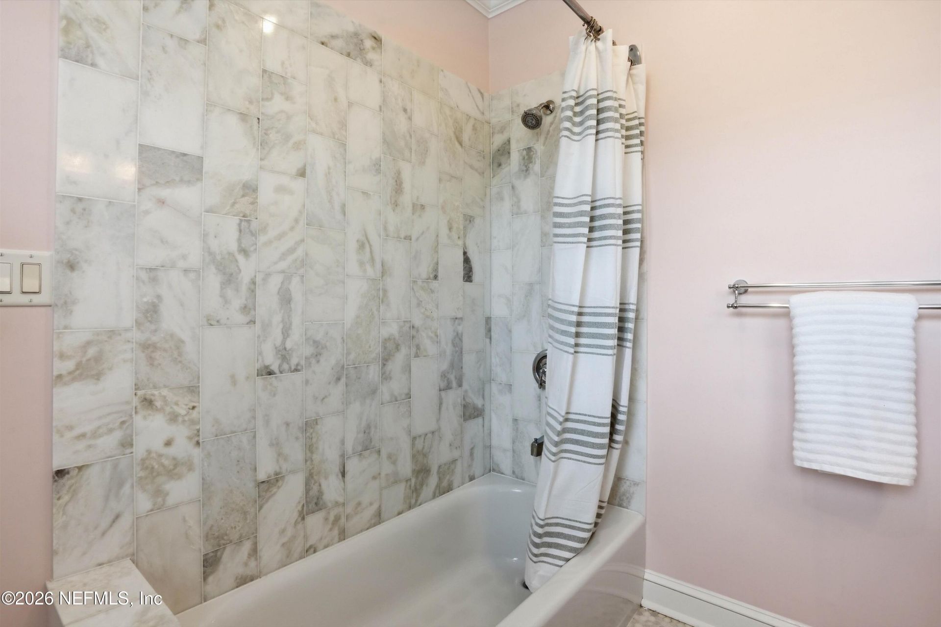 1052 Holly Lane, Jacksonville, FL 32207 Photo