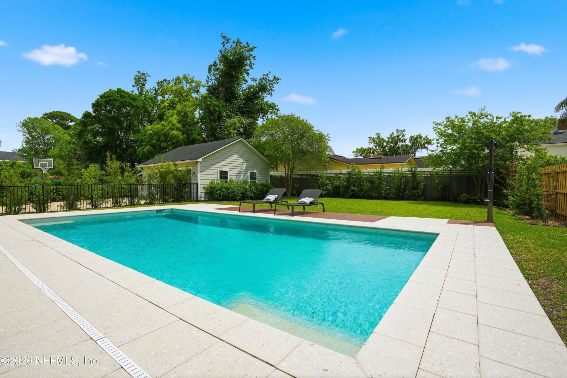 1052 Holly Lane, Jacksonville, FL 32207 Photo