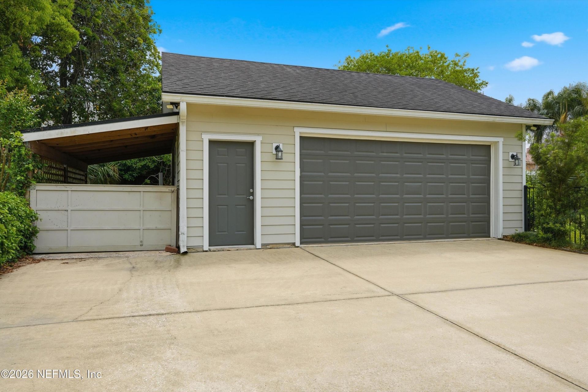 1052 Holly Lane, Jacksonville, FL 32207 Photo