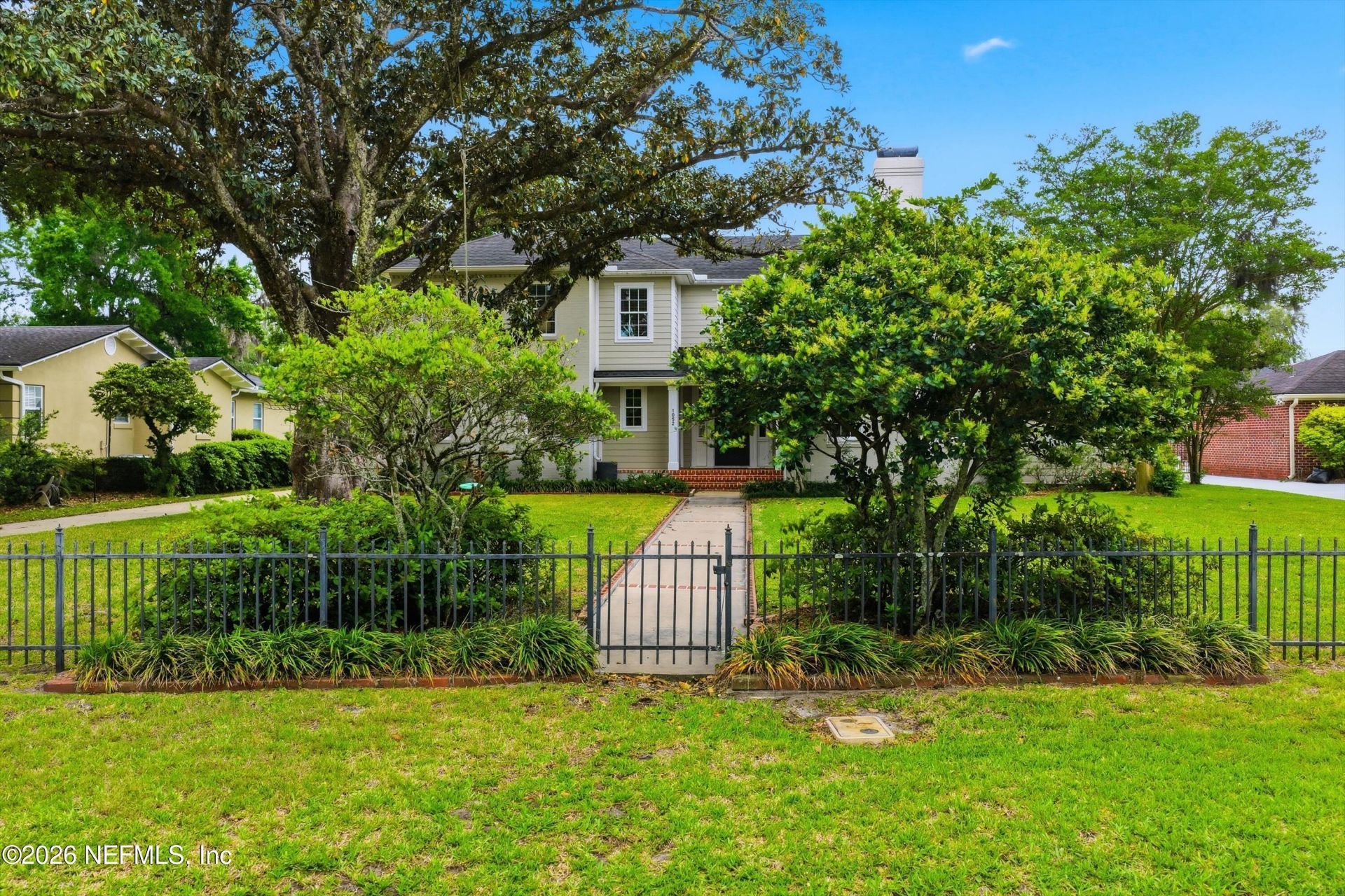 1052 Holly Lane, Jacksonville, FL 32207 Photo