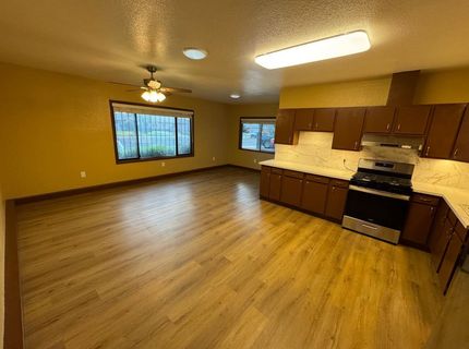 1143 West El Camino Ave, Sacramento, CA 95833 Photo