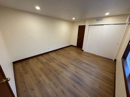 1143 West El Camino Ave, Sacramento, CA 95833 Photo